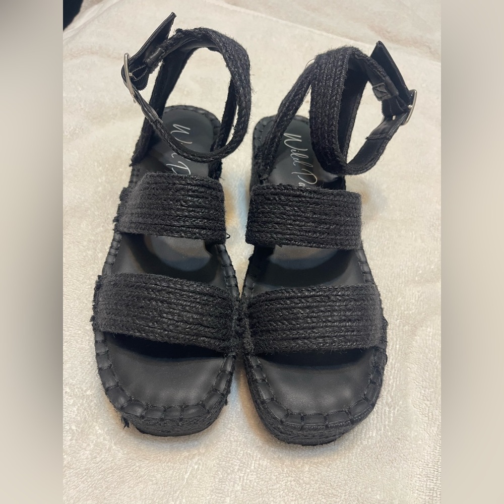 Women's Black Sandals